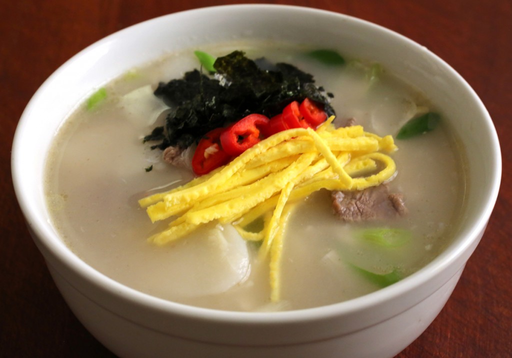tteokguk_bowl