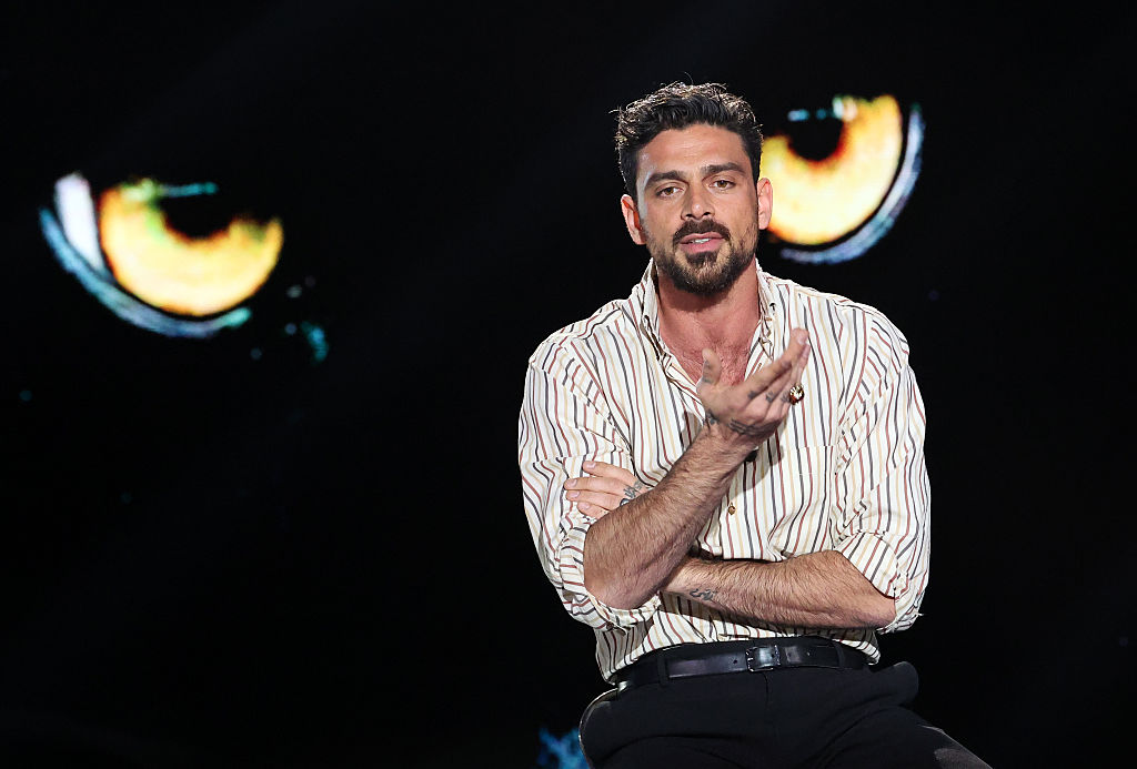 Perché Tutti Parlano Di Michele Morrone Adesso? La Spiegazione Più Chiara (con I Fatti)