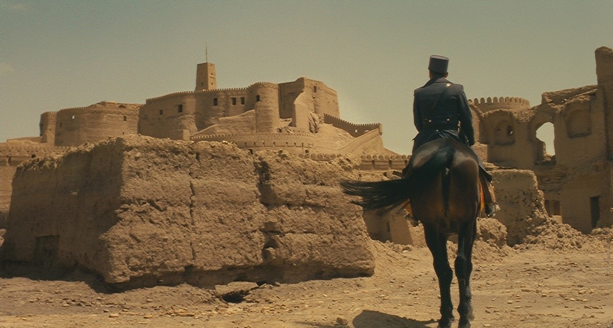 Il deserto dei Tartari prevedeva il nostro futuro, ma lo abbiamo capito quando ormai era troppo tardi | Rivista Studio